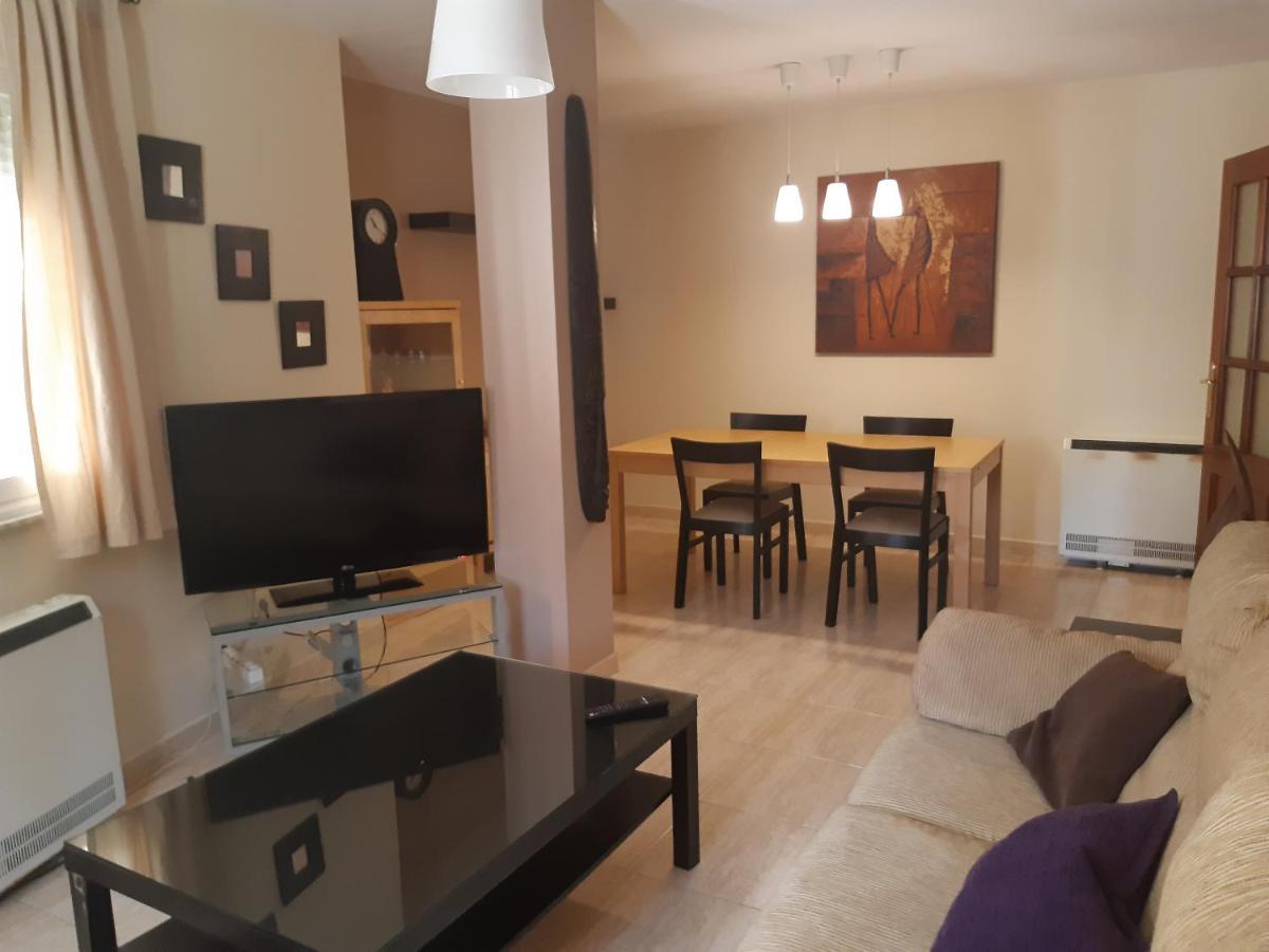 Апартаменти Apartamento Palomares De Bejar Екстер'єр фото